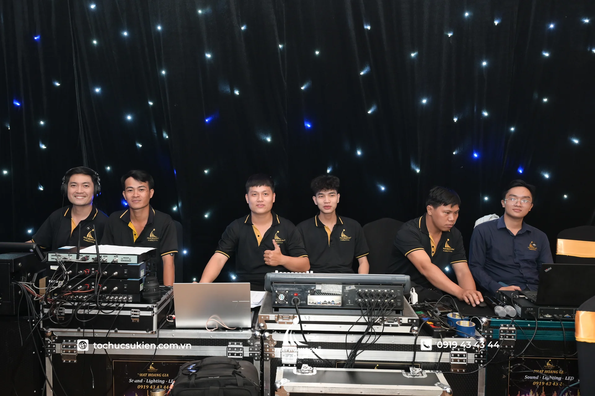 Thuê thiết bị sự kiện