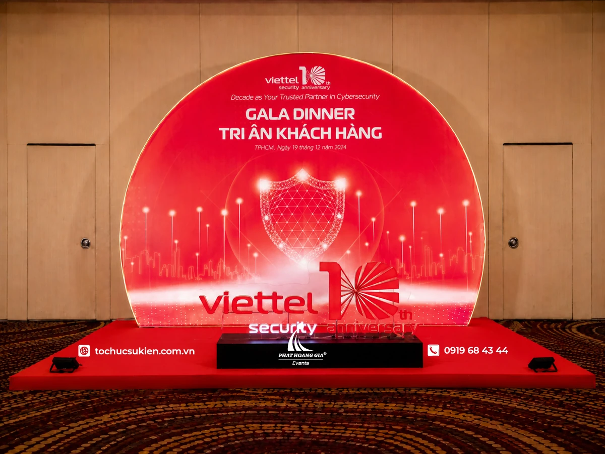Backdrop Gala dinner tri ân khách hàng của Phát Hoàng Gia thực hiện
