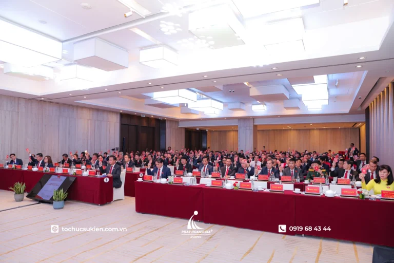 Bảng tên đại biểu: thiết kế, kích thước và quy tắc viết tên