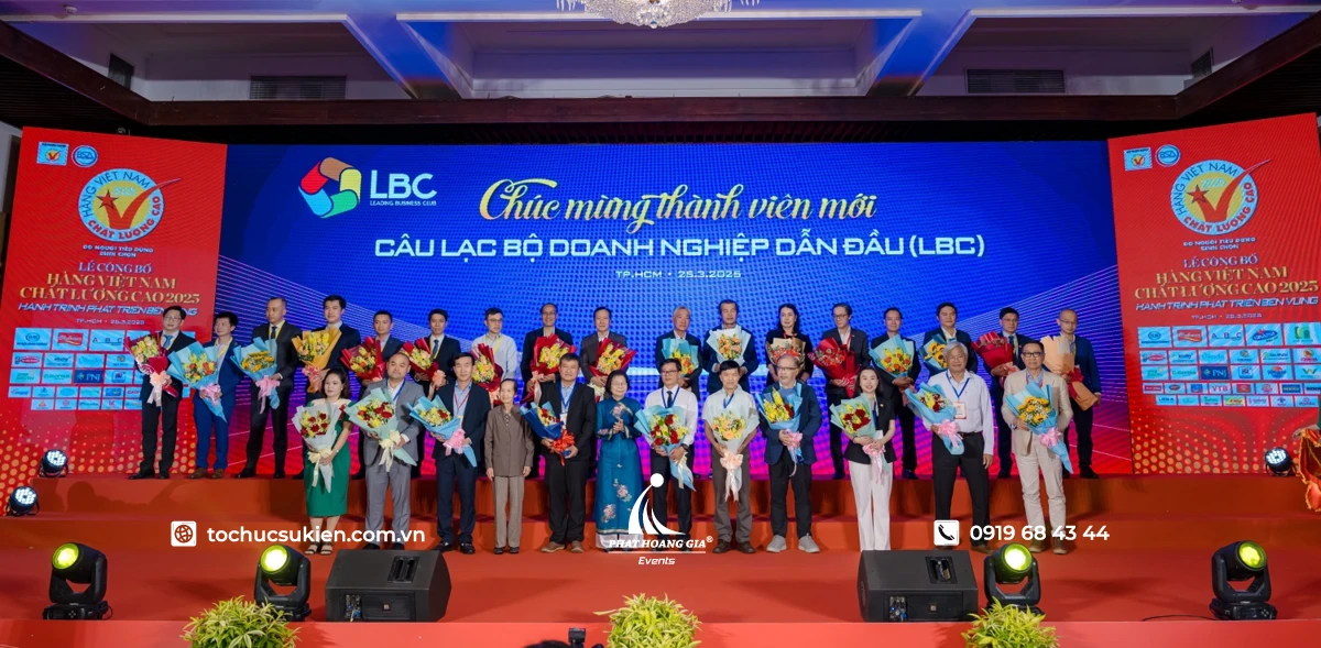 Dịch vụ tổ chức sự kiện chuyên nghiệp tại Lễ công bố thực hiện bởi đội ngũ Phát Hoàng Gia.
