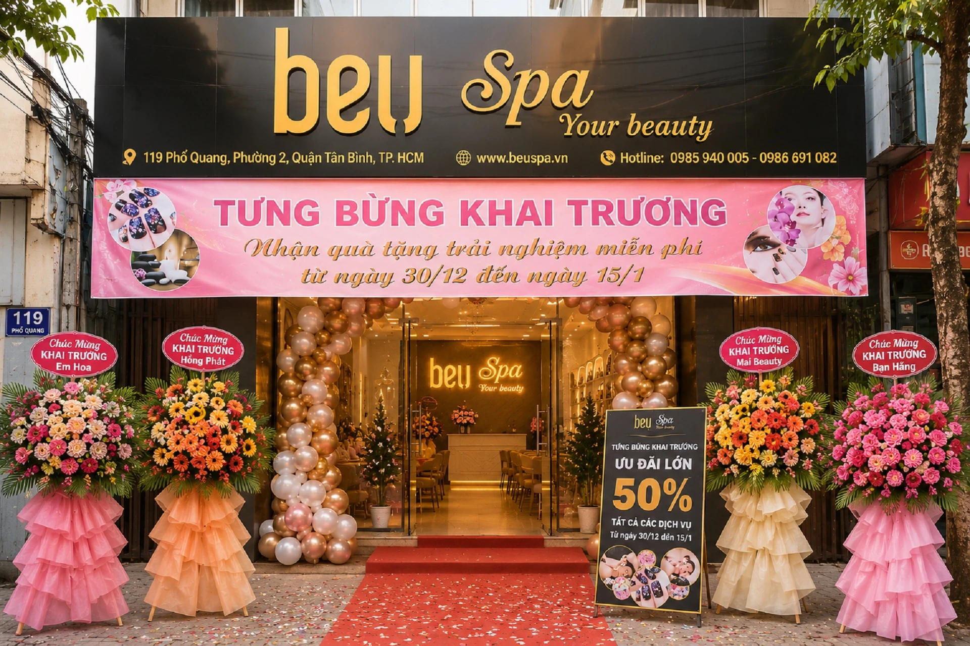 Không gian khai trương cửa hàng với băng rôn khai trương nổi bật và mặt tiền spa trang trí sang trọng