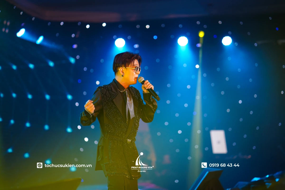 Lựa chọn cho thuê ca sĩ phù hợp với quy mô và từng loại chương trình 