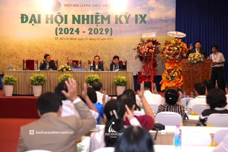 Chủ trì là gì? Vai trò và quy trình điều hành hiệu quả