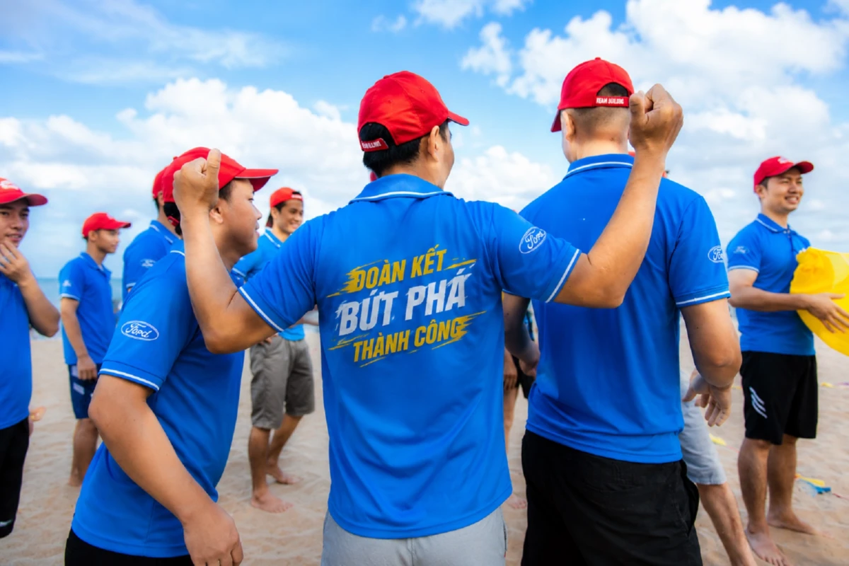 Slogan team building theo theme đoàn kết và tinh thần truyền thống doanh nghiệp