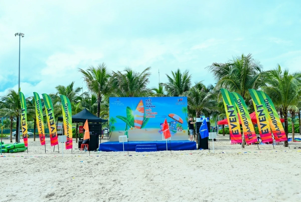 Toàn cảnh khu vực sân khấu ngày hội teambuilding.