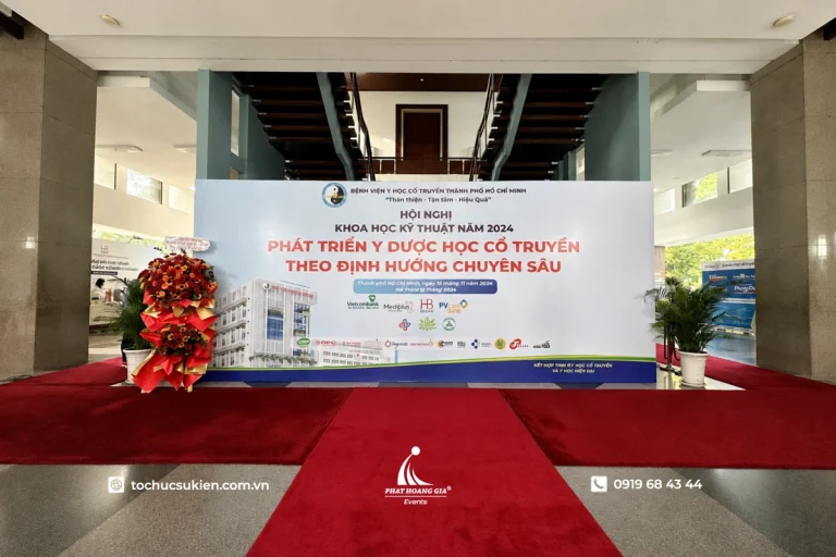 Background hội nghị: phân loại, ý tưởng và quy trình thi công