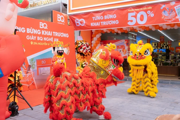 Băng rôn khai trương: các loại, kích thước chuẩn và thiết kế