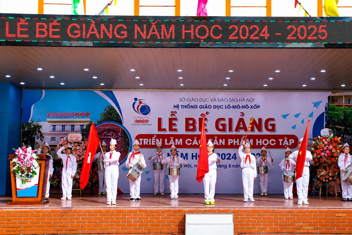 Bế giảng là gì ? Nghi thức đánh trống đội tại lễ bế giảng năm học của trường THCS