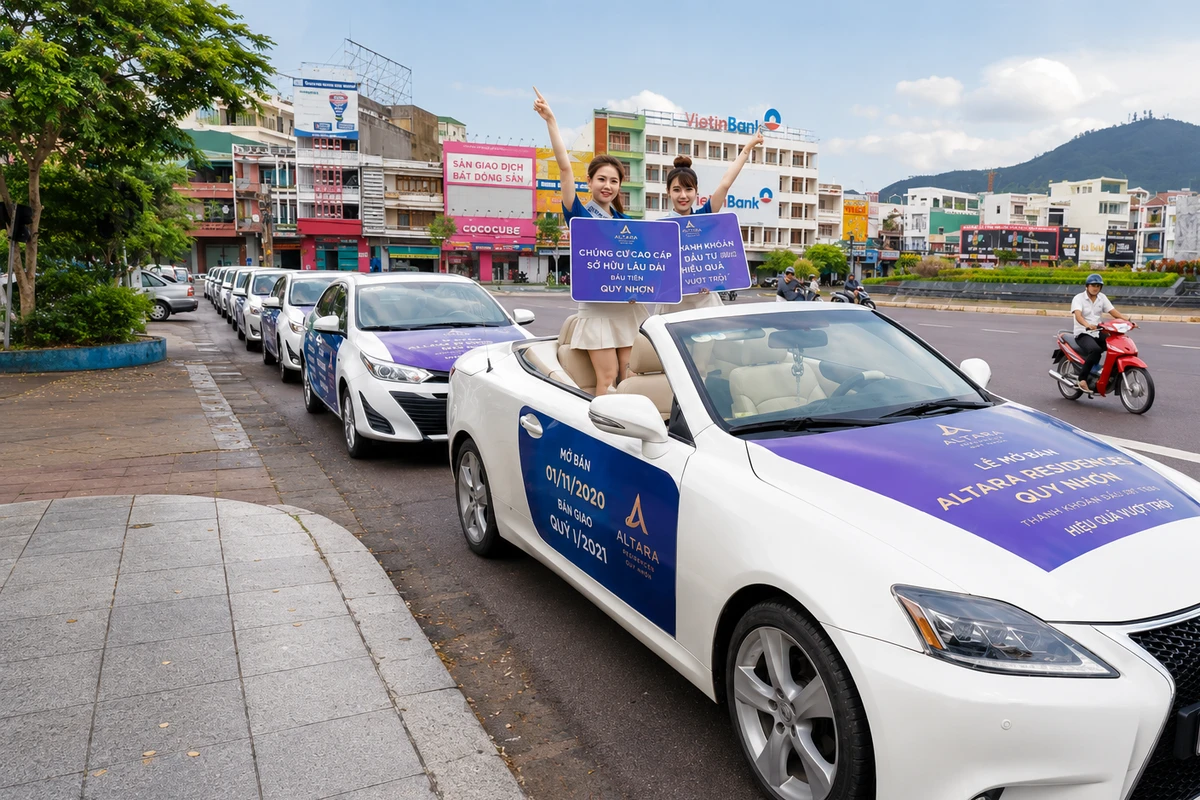 Đoàn roadshow ô tô đồng bộ nhận diện thương hiệu di chuyển trên đường, thực hiện hoạt động quảng bá và thu hút sự chú ý