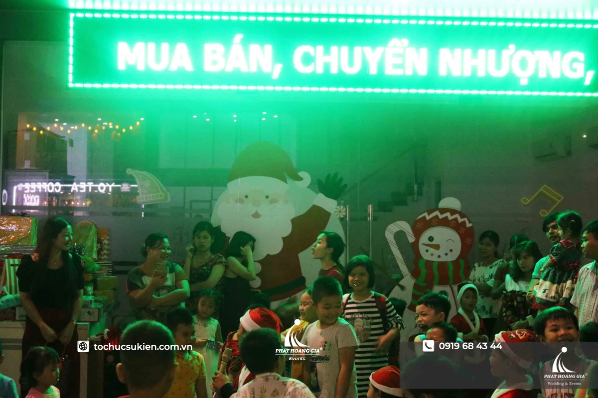Hoạt động vui chơi giải trí đầy ắp tiếng cười dịp giáng sinh dành cho các bạn nhỏ