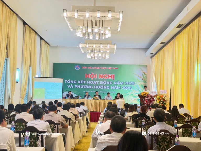 Hội nghị là gì? Phân loại và ứng dụng trong tổ chức sự kiện