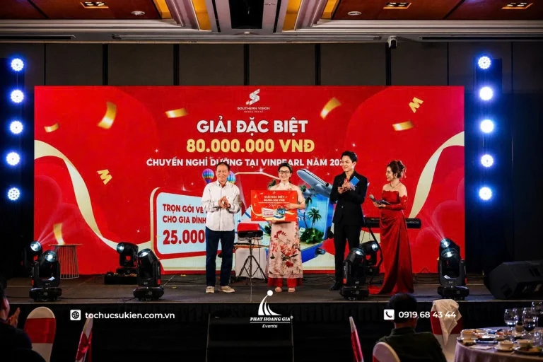 Kịch bản MC tất niên giúp làm chủ sân khấu đêm tiệc công ty