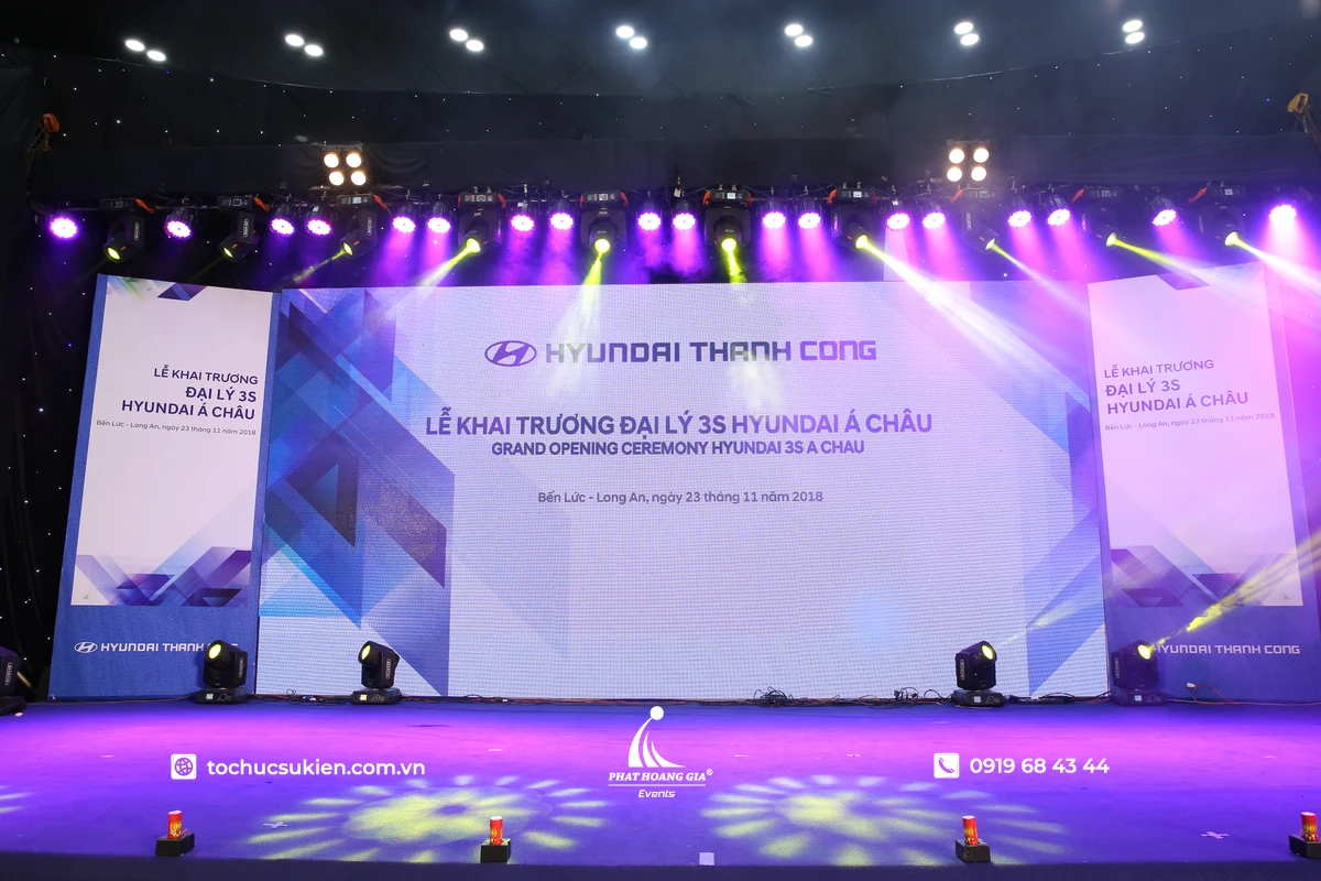 Cận cảnh màn hình LED display hiển thị cực nét tại sự lễ khai trương