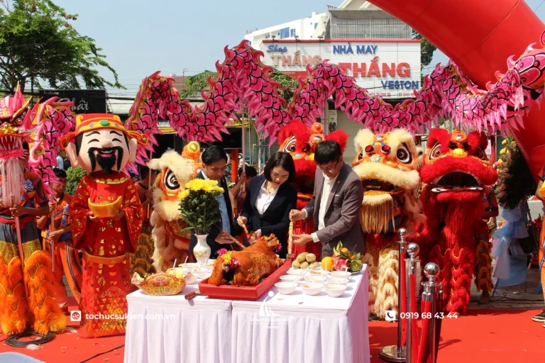 Mâm cúng khai trương: lễ vật, bày trí và lưu ý theo vùng