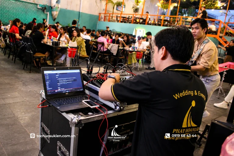 Nhạc nền sự kiện mp3: gợi ý nguồn nhạc bản quyền và vận hành