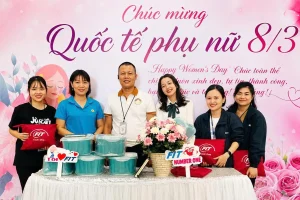 Quà tặng 8/3 cho nhân viên nữ: bí quyết chọn quà tinh tế