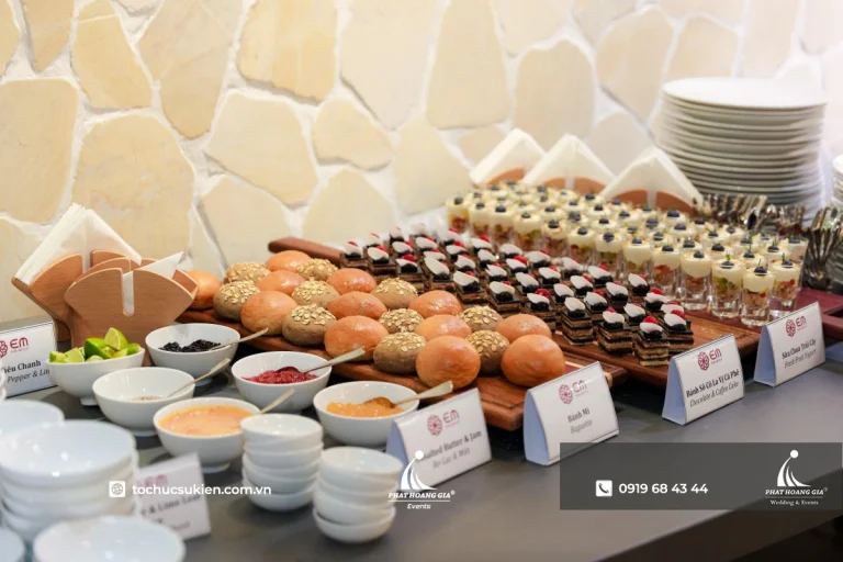Teabreak hội nghị: cách bố trí và tối ưu chi phí tổ chức