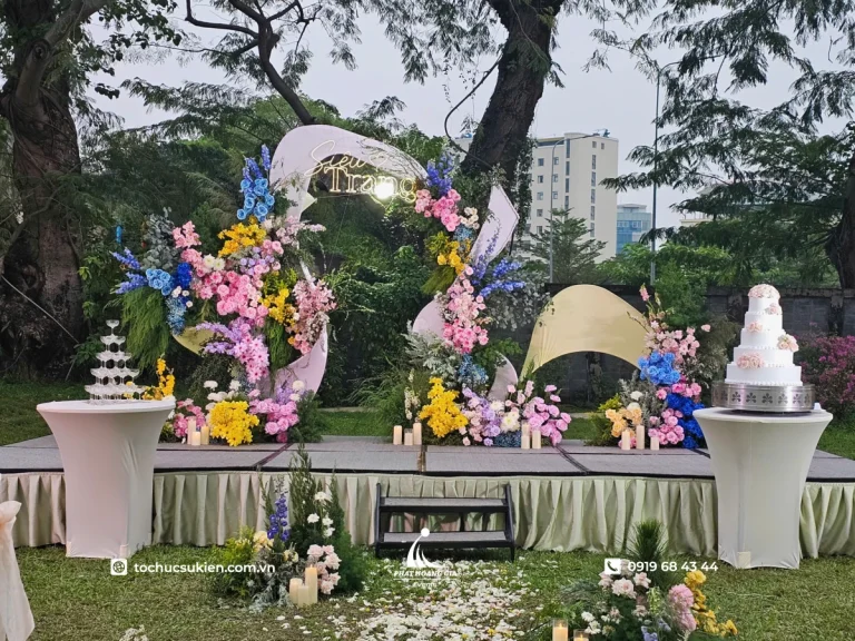 Trang trí backdrop: Ý tưởng, chất liệu và ánh sáng